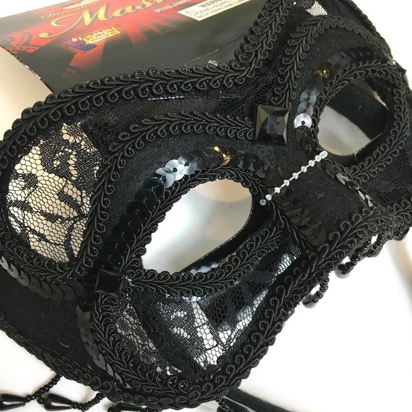 Venetian Masquerade Blk Lace Mask  NWT NOS - Picture 1 of 11